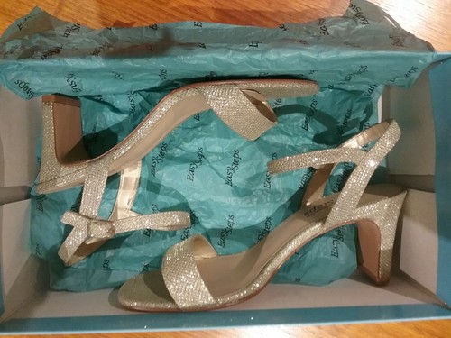 Easy Steps Unison Soft Gold Shimmer Sandal Size 7C LADIES SHOES - Picture 12 of 12