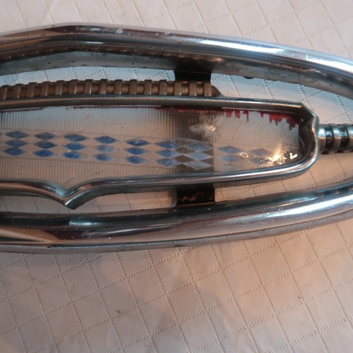 1953 Buick Emblem Part #1318497 #1318498 Buick Skylark Road Master GOOD CHROME - Picture 4 of 11