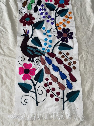 Vintage traditionelle mexikanische Handarbeit Tischläufer bestickt Flora Pfau - Bild 2 von 12