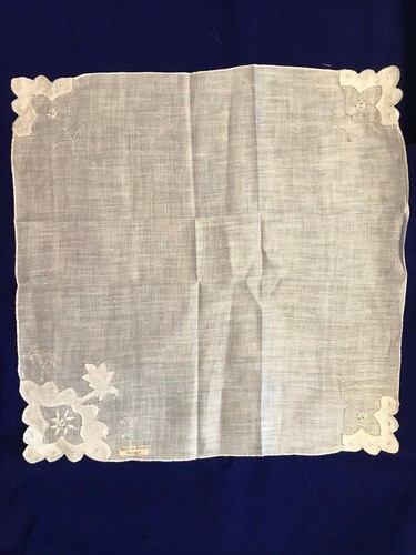 Pañuelos antiguos de lino vintage lote de 3 borde elevado flor-NUEVOS (antiguos (C21C49) - Imagen 11 de 12