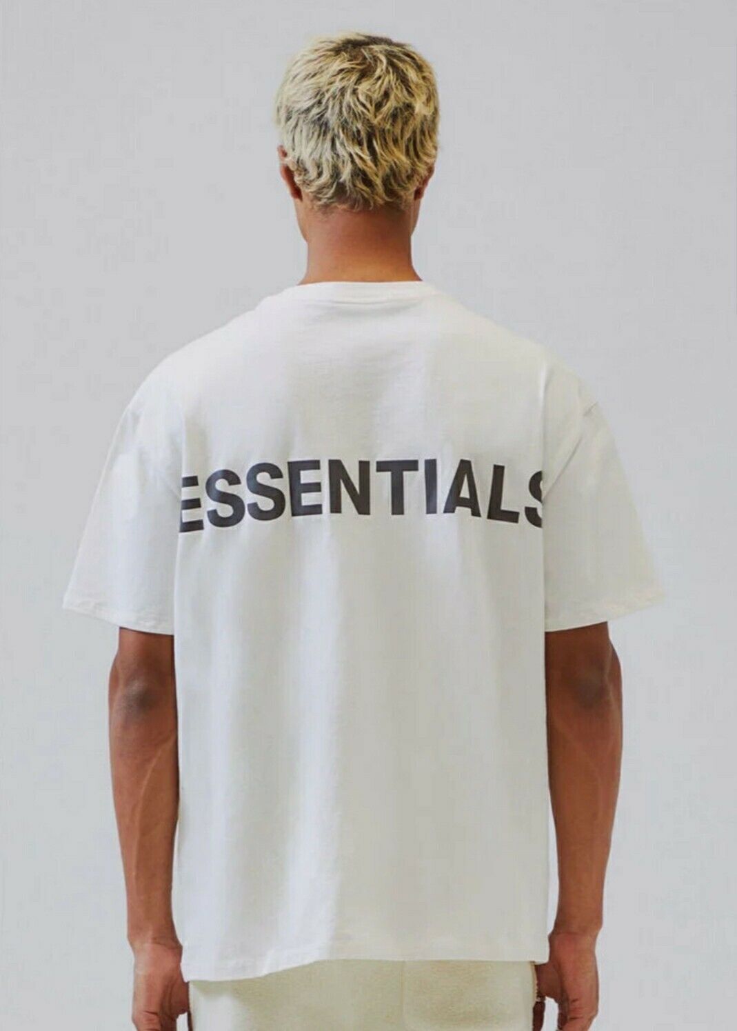 Mサイズ essentials  fear of god Tシャツ ホワイト