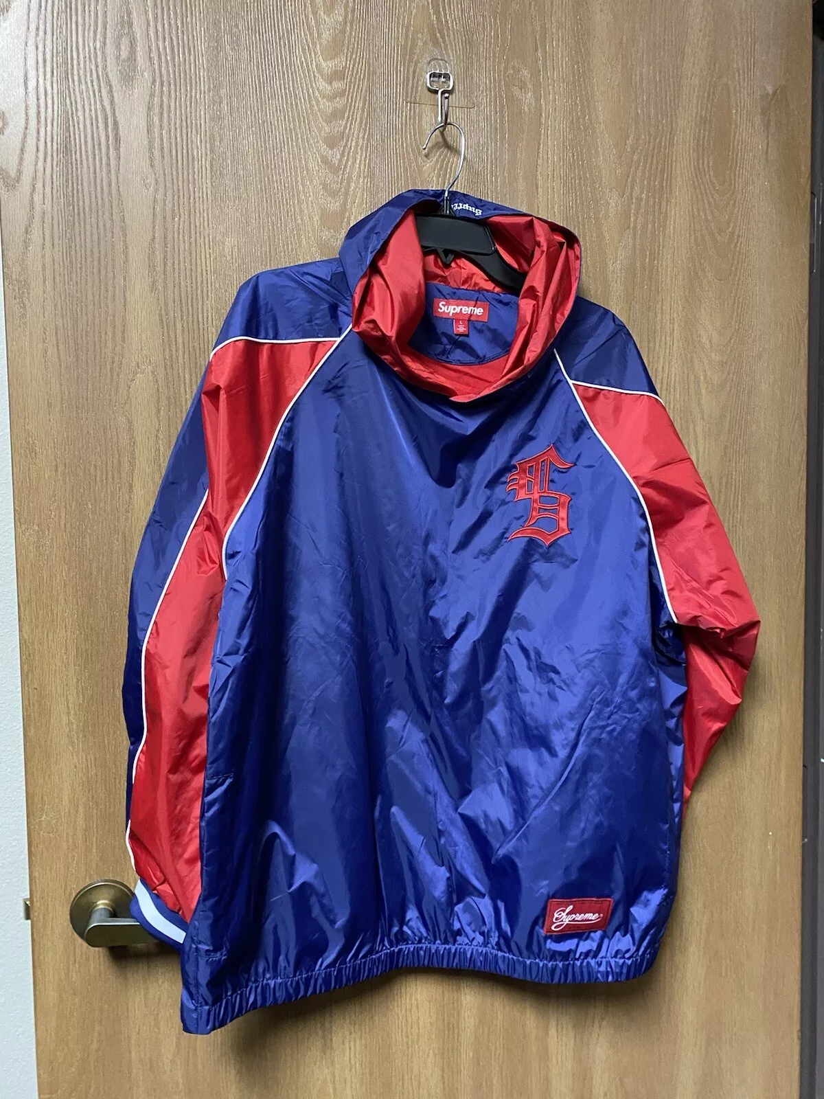 Pull échauffant à capuche Supreme « marine » taille L