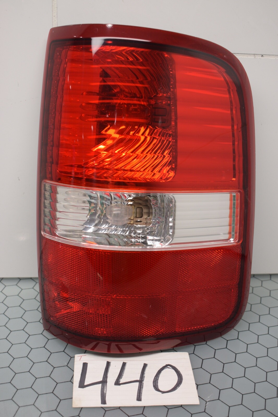 04 05 06 07 08 Ford F-150 PASSENGER Side Tail Light Used Rear Lamp #440-T