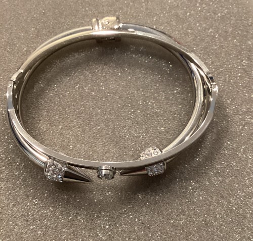 Lote de 5 piezas HSN majestuoso acero tono plata brazalete conjunto bisagras nuevo en caja al por mayor
