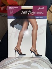 Hanes Silk Reflections Silky Sheer AB control top reinforced toe Travel Buff 718