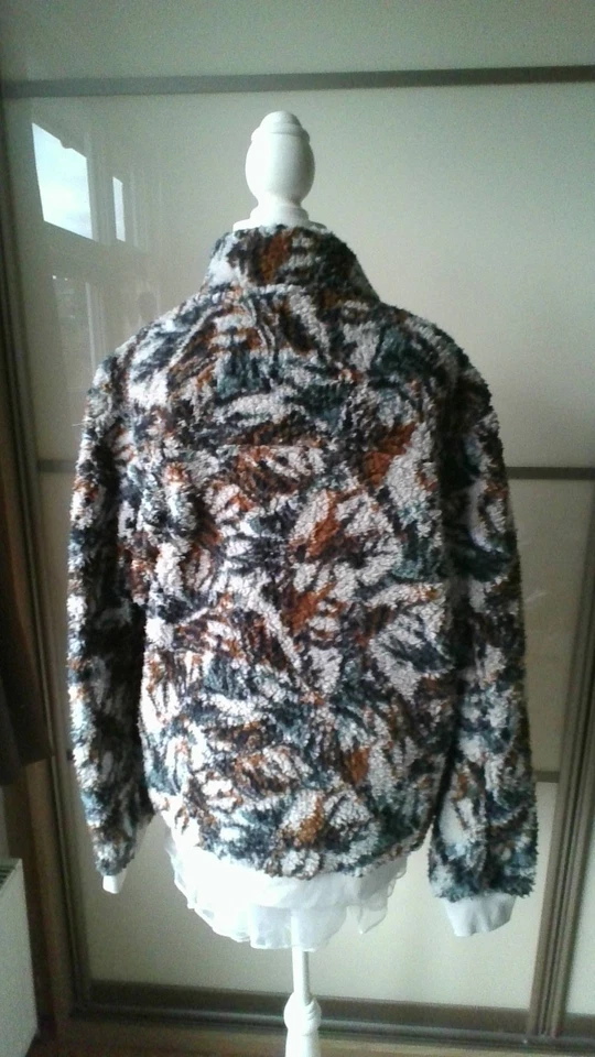 NWT Fila Drewe Sherpa Jacket Full Zip Multicolour Size Small New With Tags - Image 3 of 4