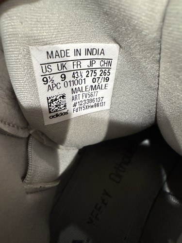 Size 9.5 - adidas Yeezy Desert Boot Salt FV5677 - Picture 8 of 10