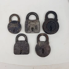 (5) Vtg Padlock " NO KEYS" Fraim Protex Bear OM Edwards Unknown #3