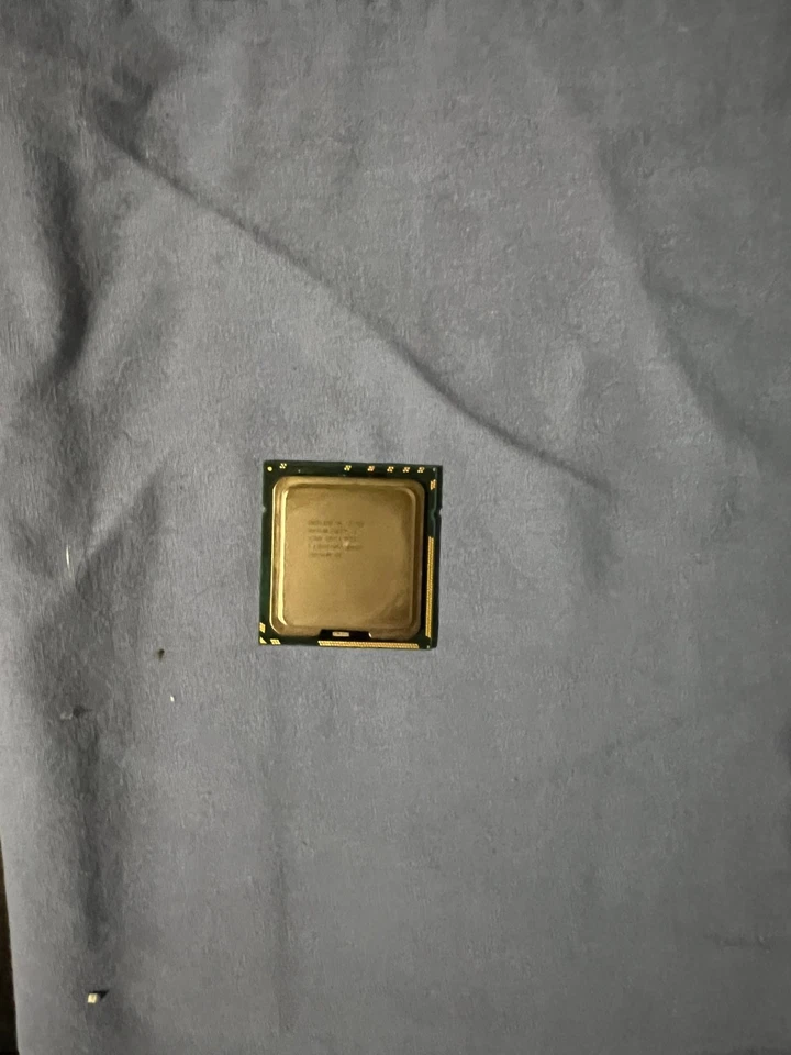 Procesador CPU de escritorio Intel Core i7-930 2,80 GHz 4 núcleos LGA1366 8 MB SLBKP 130 W Foto 2 de 3