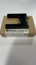 PEPPERL & FUCHS GL30-RT/32/40A/98A / GL30RT3240A98A (NEW IN BOX)