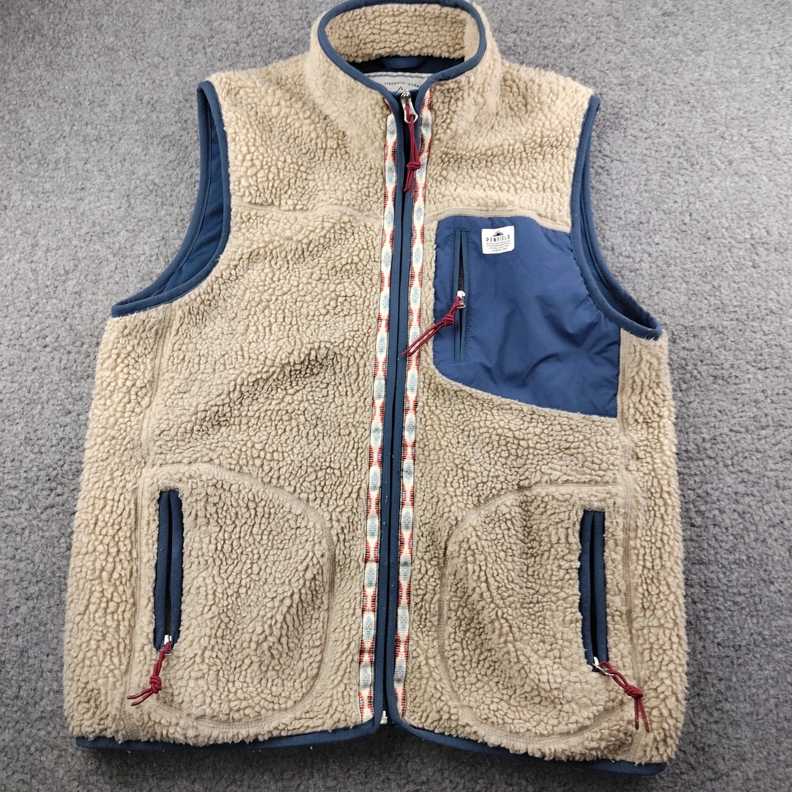 Penfield Sherpa Vest Size XL mens Beige Blue Fleece Outdoors Gorpcore
Opens in a new window or tab