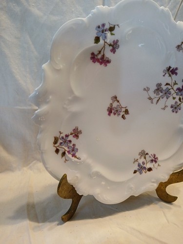 A. Lanternier Antique Limoges 9.5” Plate  Flowers Scalloped Edge c.1891-1914 - Picture 3 of 8