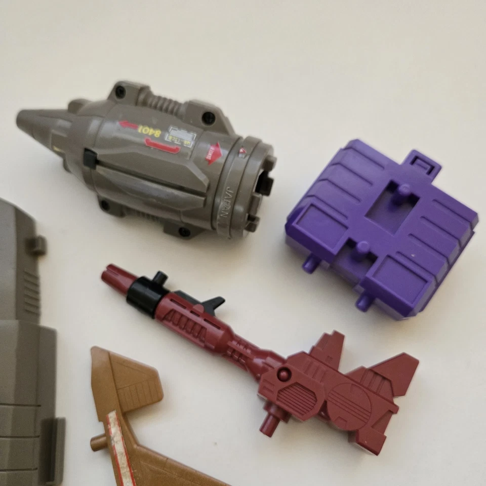 Vintage 1980's G1 Transformers Parts Lot Dirge Metroplex Omega Supreme Metroplex - Image 2 of 4