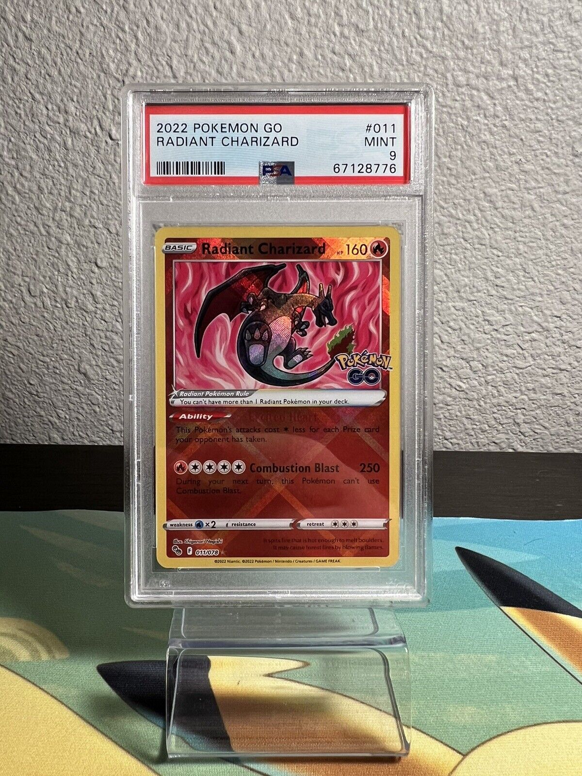 Charizard Radiante / Radiant Charizard (011/78), Busca de Cards