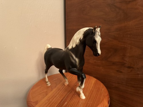 Vintage Breyer Horse Charcoal Black White Arabian Stallion Plastic Horse (2) - Photo 1/10