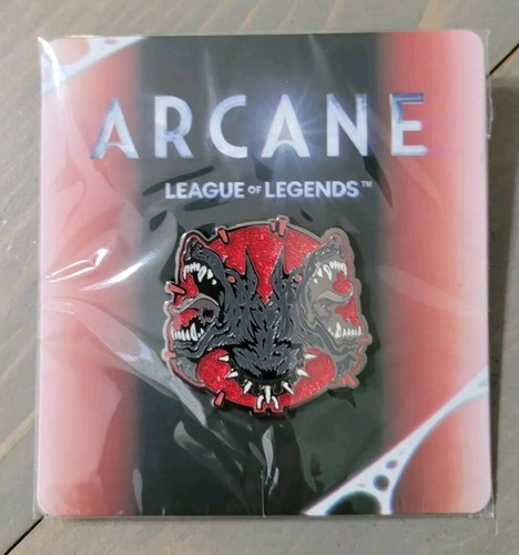Arcane Finale Exclusive Pin. This Was A Giveaway To Those Attendees In L.A. - Picture 3 of 3