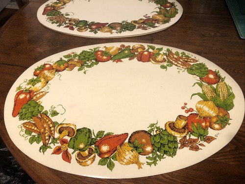 Town & Country Linen Vinyl Vintage MCM MUSHROOM VEGETABLE Placemats (4) - Picture 2 of 7