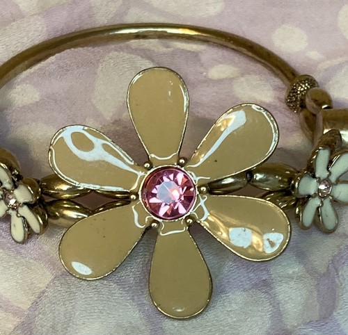 Pilgrim Gold Metal/Multicolor Shiny Enamel Swarovski Rhinestone Stretch Bracelet - Picture 12 of 20