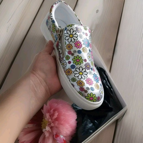 Steve Madden Kids Girl's Shoes Jglamm Metallic Print floral Big Kid Size 5 New - Picture 2 of 5