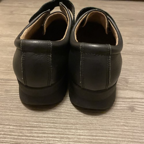 NEW Cobbie Cuddlers Women’s Black Leather Walker Shoes Size 8 Wide NEW - Picture 6 of 7