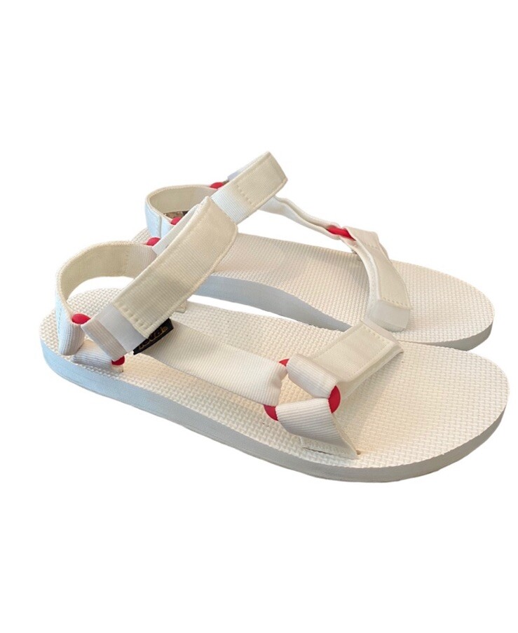 teva original universal white