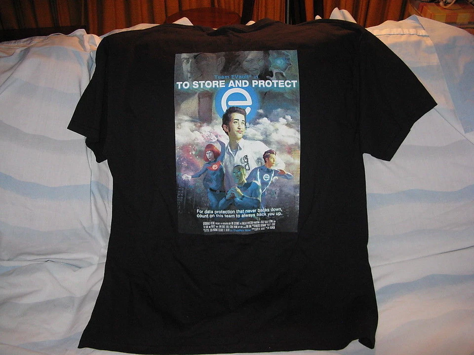 Camiseta “eVault” -Gran Imagen - (XL) Foto 2 de 4