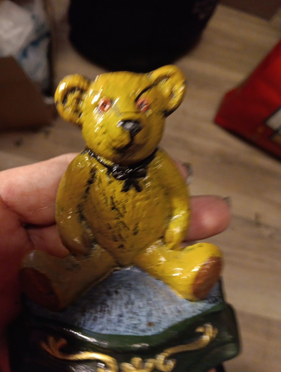 Picture 1 of 5