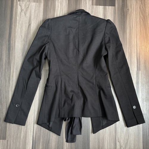 Elizabeth & James schwarzer Gürtelblazer mit Schleife Damengröße 2 - Bild 8 von 8