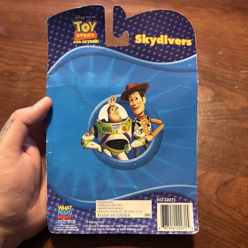 Toy Story And Beyond Buzz And Woody Fallschirmspringer Neu Disney Pixar Fallschirme - Bild 2 von 3