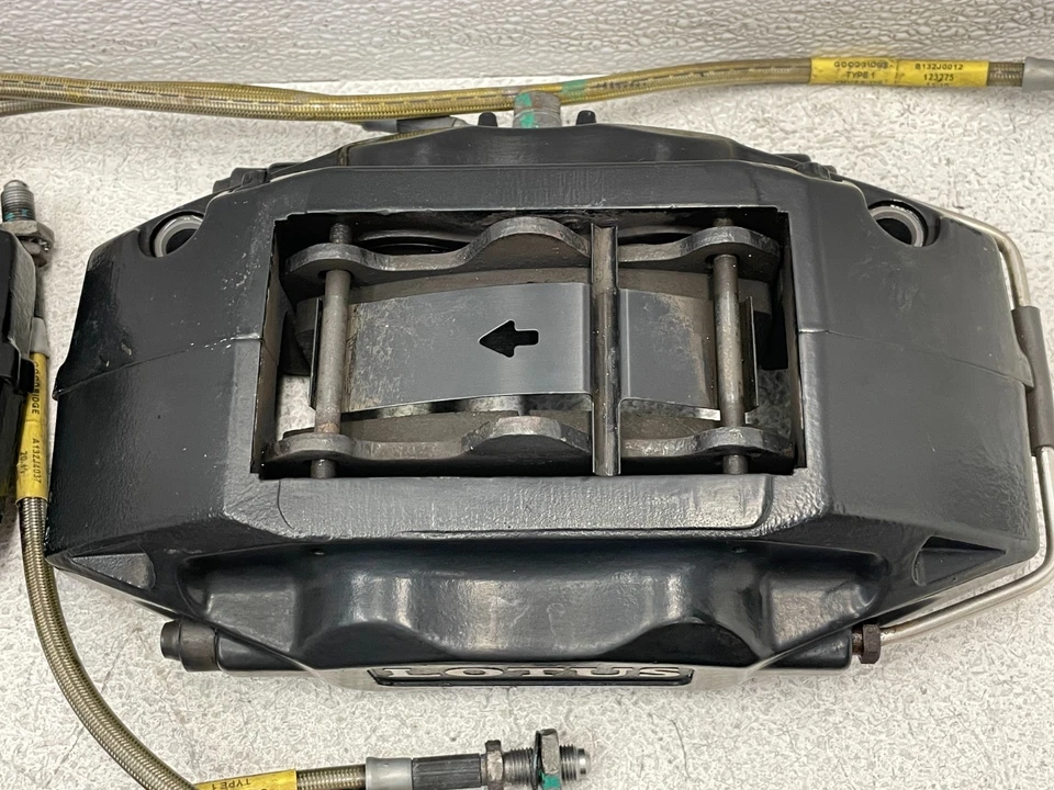 Juego de pinzas de freno delanteras traseras izquierda derecha Lotus Evora 2010-2014 negras 1612 OEM Foto 3 de 4