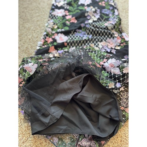 Vestido/vestido formal bordado celosía Marchesa Notte; con flores 3D talla 2 - Imagen 9 de 16