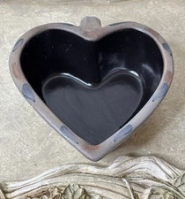 Rowe Pottery Works Salt Glazed Heart Shaped Stoneware Bowl 1999 - (9" x 8" x 3")