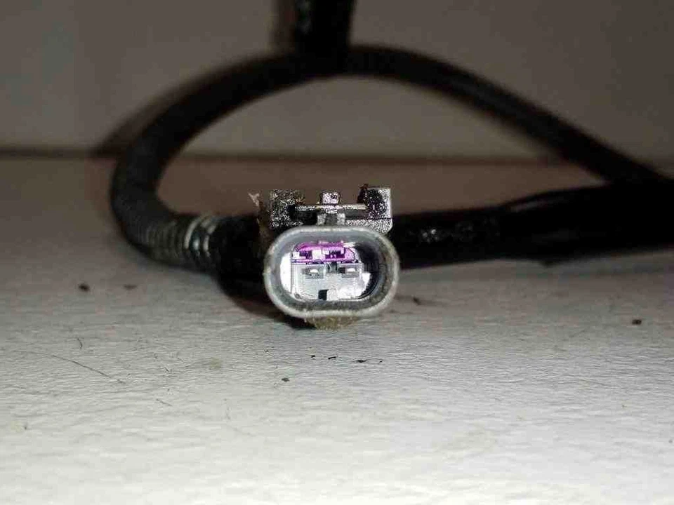 Sensor de nivel de aceite VOLVO XC60 31478111 2.0 diésel 140kw 2018 32173669 Foto 2 de 3