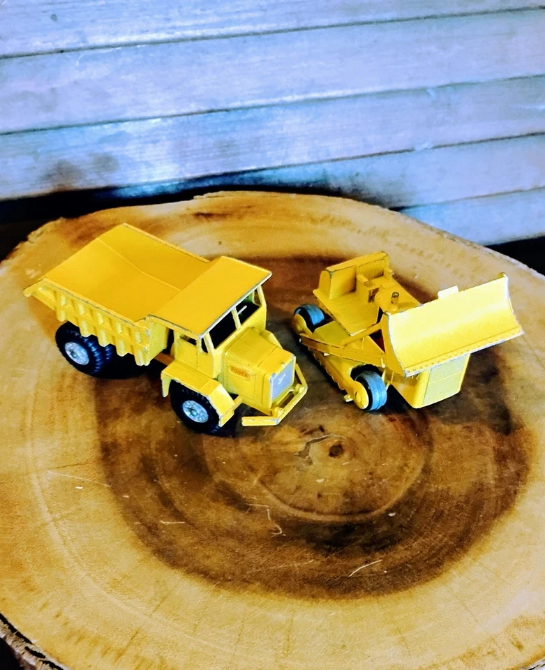 VINTAGE MATCHBOX KING SIZE K-5 Foden Dump/ K-3 Cat D9 Tractor Lot | Lesney Toy - Image 2 of 4