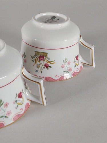 Set Of Two Wedgwood "Bianca" Pattern Williamsburg Tea Cups - Picture 12 of 16