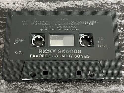 Ricky Skaggs - Favorite Country Songs [Audio Cassette Tape 1985 Epic] Canada - Picture 2 of 2