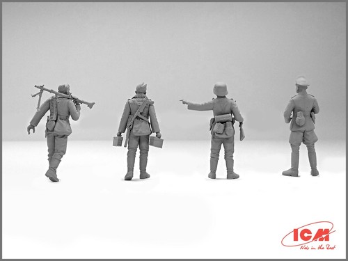 Ausf.a con fanteria tedesca Sd.kfz.251/1 ICM 35103 kit modellino plastica scala 1/35 - Foto 13 di 19