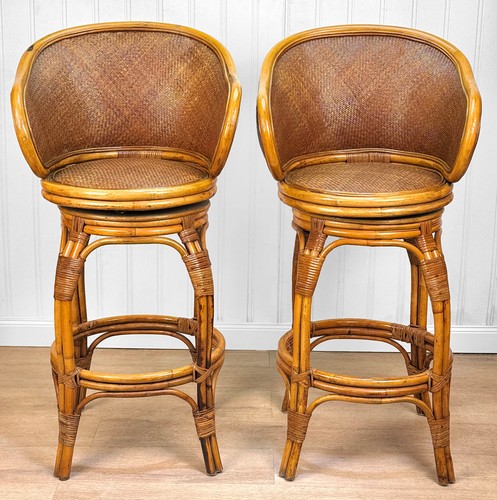 Vintage Coastal Rattan & Wicker Swivel Tiki Bar Stools - A Pair - Picture 4 of 12
