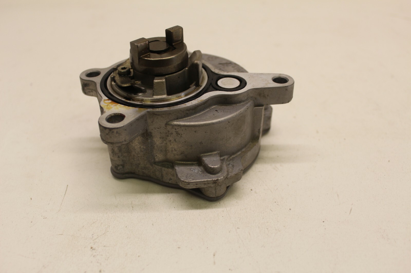 20152018 Ford Focus ST oem 2.0L turbo engine vacuum pump BB5E2A451BD eBay