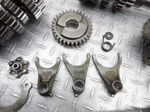 2001 00-07 Honda VT1100C2 Shadow Sabre Transmission Gearbox Gear Shaft Fork Drum - Picture 7 of 24