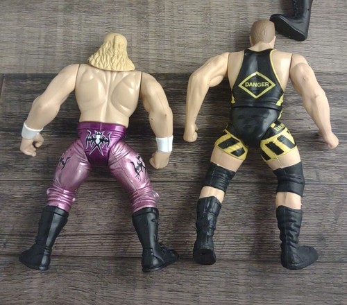 Lot Of 6 Jakks 1998 6" Wrestling Figures HHH The Rock - Picture 3 of 9