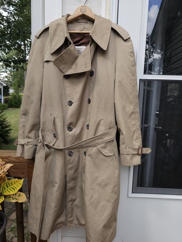 Vintage LONDON FOG Douglas Trench Coat Maincoats 42R Detective Dick Tracy Flaw