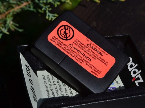 RUSH Permanent Waves Zippo Feuerzeug - Geddy Lee - Alex Lifeson - Neil Peart - Bild 9 von 10