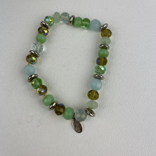 Cookie Lee Gold Tone Green Crystal Leaf Pendant Necklace with Bracelet Beads - Picture 3 of 10