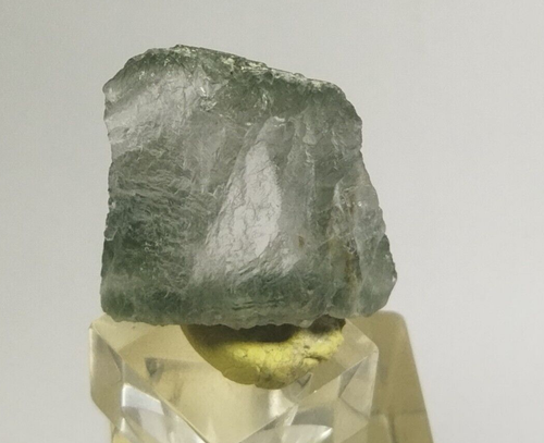 53 Cts Quartz Crystal With Rare Inclusions from Pakistan - Picture 3 of 16