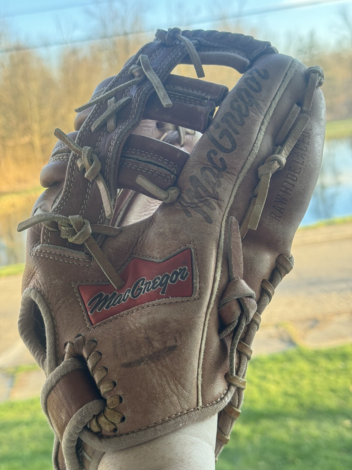 MacGregor K3997  13" Hand Crafted  Full Grain Steer Hide Lea