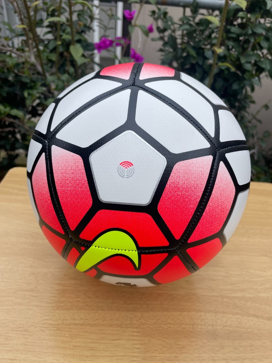Nike Premier League サッカーボール Premier League Flight Soccer Ball. Nike.com