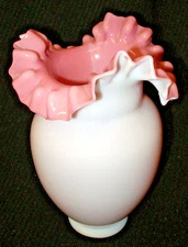 VINTAGE FENTON ART GLASS PINK & WHITE CORSET VASE - DOUBLE RUFFLE 7" TALL PONTIL