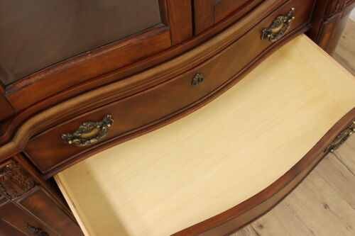 Curved Glass Vintage Carved Lighted China Cabinet Broyhill #53198 - Picture 20 of 20