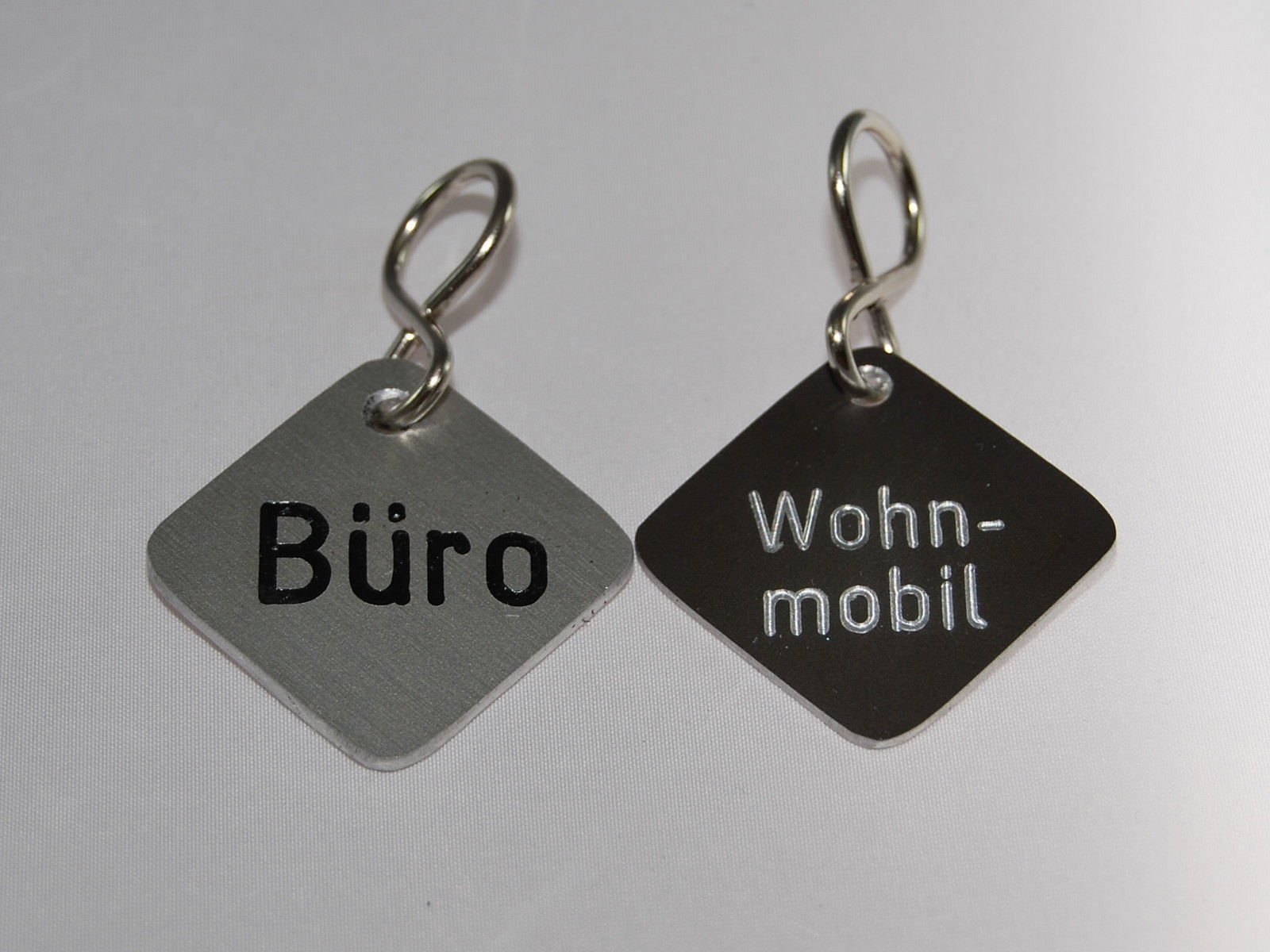 Bild 1 von 3